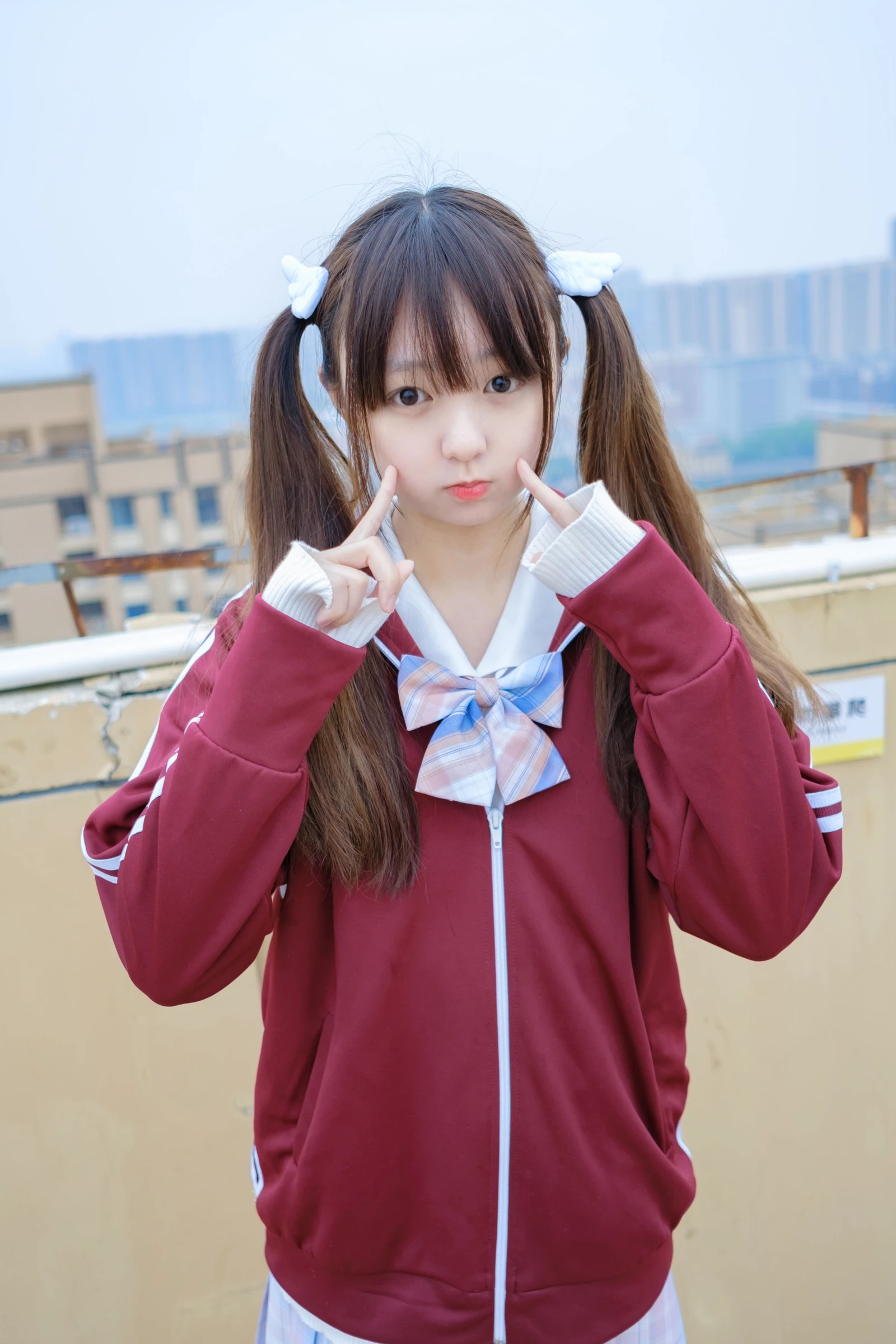 柴系小乖(稚乖画册)---JK捆绑-[90P-227MB]-1.webp